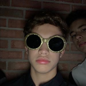 Meet your Posher, Mario